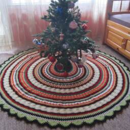 Large Mandala Crochet Christmas Tree Skirt - thumbnail 4