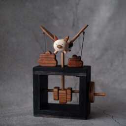 Flying Pig Automate Handcrafted. Wooden Kinetic Sculpture, Automaton Handmade Wood. Original Gift, Figurine Automatic. Present Idea - thumbnail 3
