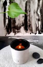 "Concrete Tealight Holder ""Hygg" - thumbnail 1