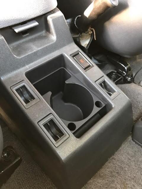 62 Series Single Cup Holder Insert - image 1