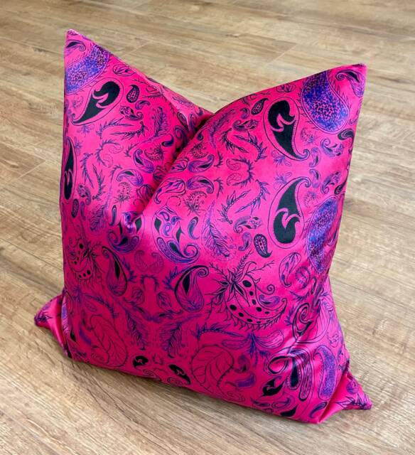 Neon Pink Paisley Pattern Velvet Handmade Cushion 18 - image 1