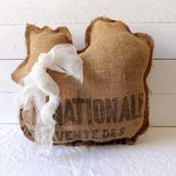 Vintage Grainsack Barnyard Animal Cushions - Pig, Hen & Rabbit - thumbnail 3