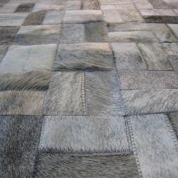 Cowhide Patchwork Rug Raw Leather Argentina - Free Shipping Patchwork- Mix Of Gray Brindles 6' X 8' Handmade - thumbnail 4