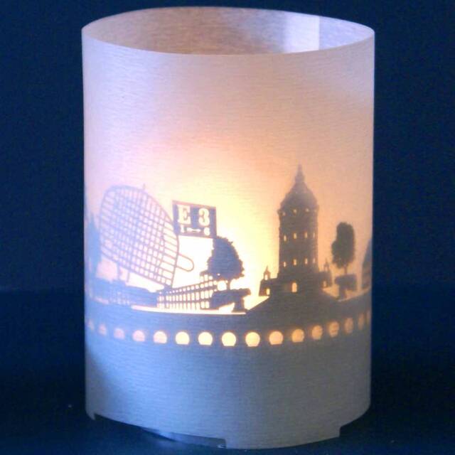 Mannheim Skyline Gift Tube Shadow Play Candle - Projection Silhouette Of Mannheim, Souvenir For Fans, Unique Room Decoration - image 1