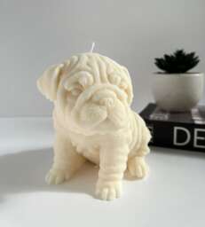 Large Pug Dog Candle - Home Decor Lovers Soy Wax - thumbnail 1