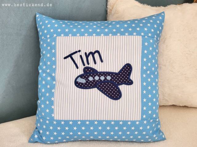 Embroidered Pillow Airplane + Name //Light Blue// 40x40 Pillowcase Gift Cuddly Cuddle Name - image 1