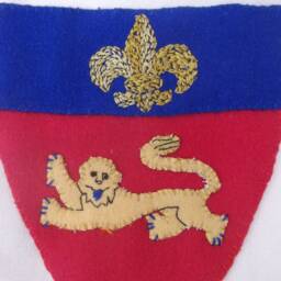 Small Gonfalon, Hanging Flag, Banner, Fabric Wall Hanging, Re-Enactment Standard - thumbnail 2