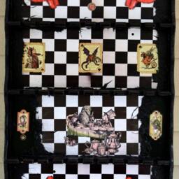 Alice in Wonderland Spoon Or Jewelry Display - thumbnail 2