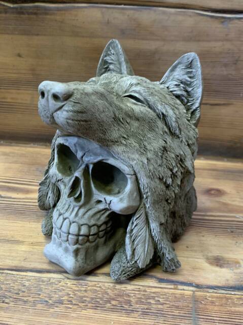 Stone Garden Wold Head Hat Gothic Human Ornament Statue - image 1