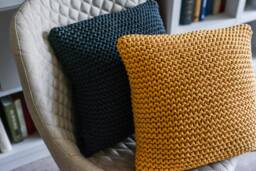 Knitted Throw Pillow Cover Chunky Crochet Cushion Baby Couch Cushion Chair Custom Sofa Daybed - thumbnail 1