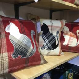 Black Cat Rustic Home Decor, Decorative Handmade Tartan Square Cushion, Pillow Scottish Gifts 12 - thumbnail 4