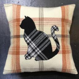 Black Cat Rustic Home Decor, Decorative Handmade Tartan Square Cushion, Pillow Scottish Gifts 12 - thumbnail 3