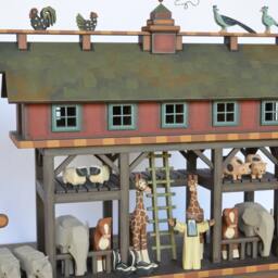 Handmade Heirloom Wooden Noah's Ark - thumbnail 4