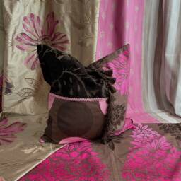 Designers Guild Embroidered Silk Bedding Set Velvet Duvet, Decorative Pillows - thumbnail 3