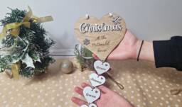 Personalized Christmas Family Heart Ornament Xmas Wall Decor - thumbnail 1