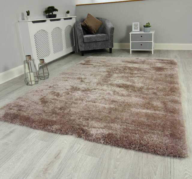 New Plush Beige Thick Silky Soft Shag Pile Rug Modern Luxurious High Quality Mats - image 1