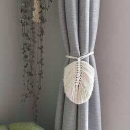 Macrame Curtain Holder Minimalist Feather Leaf, Handmade Curtain Holder, Wrap Around Modern Window Treatment, Macrame Home Decor - thumbnail 3