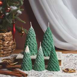 Christmas Tree Candle Collection - Hand-Poured Soy Wax Luxury Holiday Gift Set Winter Home Decor Festive Centrepiece - thumbnail 3