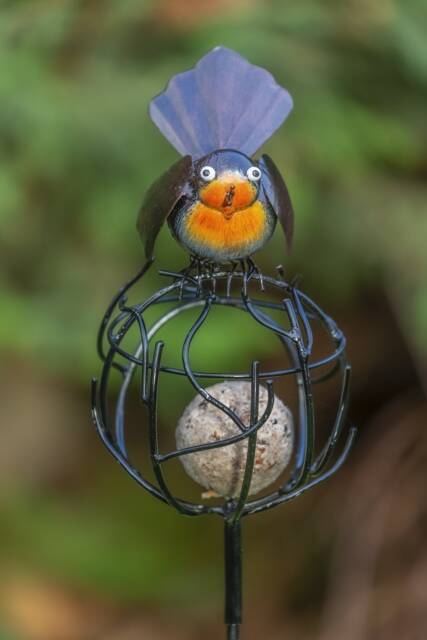Robin Fruit Suet Ball Holder Bird Feeder On Stake - image 1