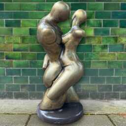 Love Couple Statue Concrete Romantic Sculpture Stone Lovers Figurine Cement Modern Pair Ornament Outdoor Decor Lawn Art Anniversary Gift