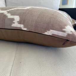 Silk Waterwave Taffeta Ikat Burgundy Cushion Cover Approx 62cm X 34cm - thumbnail 3
