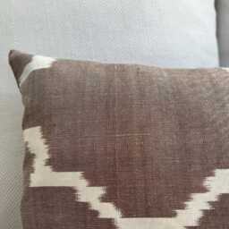 Silk Waterwave Taffeta Ikat Burgundy Cushion Cover Approx 62cm X 34cm - thumbnail 2