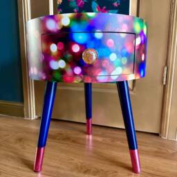 Vintage Christmas Lights Round Side Table , Multicoloured Pink, Blue & Green Design With Jewel Colours. Nightstand. Hanukkah End - thumbnail 2
