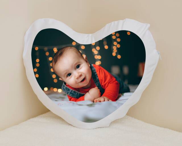 Personalised Photo Cushion - Heart Gift Cymraeg - image 1