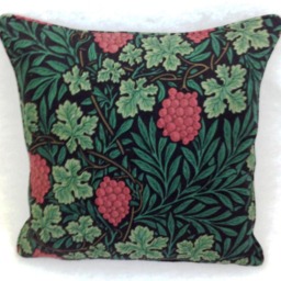 William Morris - Vine Dark Green/Red Cushion Cover Throw Pillow Designer Home Decor - thumbnail 2