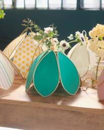 Simple Flower Pendant Light - Emerald & Gold