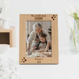 World's Best Nana Gift - Frame For Nan Nanny Engraved Personalised For 7x5 Or 6x4 Picture - thumbnail 3