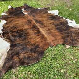 xl Brindle Cowhide Rug Peau De Vache Cowhide - thumbnail 3