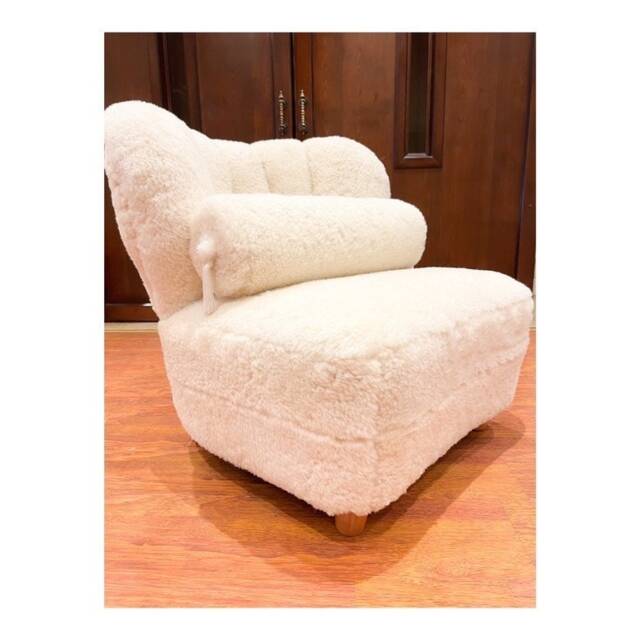 Genuine Sheepskin Lounge Chair Shearling Armchair Beige Sofa - image 1