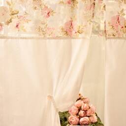 Glass Curtain With Roses - thumbnail 3