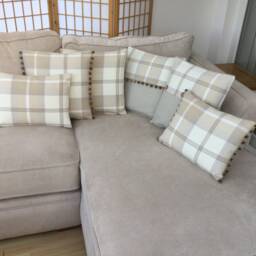 Balmoral Tartan Plaid Tweed Cushion Cover Beige Wool Effect Pillow Sham - thumbnail 3