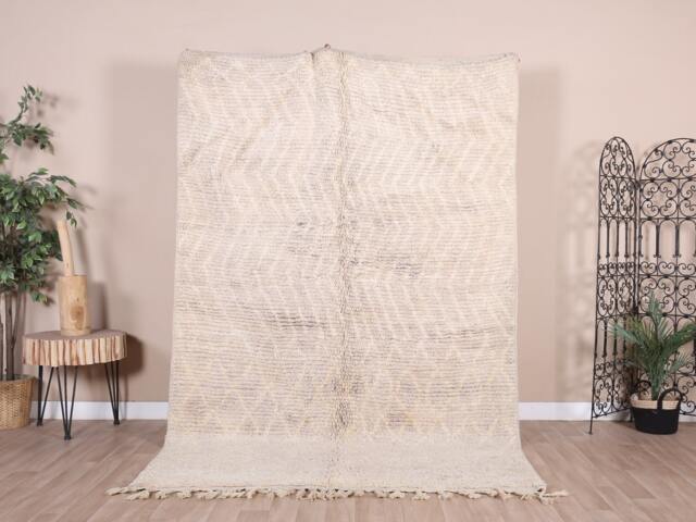 Vintage Boujaad Rug, Authentic Moroccan Rug 5x8 Ft - image 1