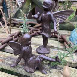Pair Of Small Cast Iron Metal Fairy Garden Ornaments - thumbnail 2