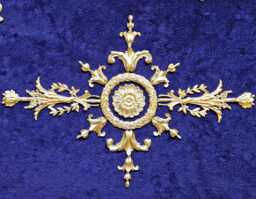 Large Ornate Applique Panel Louis Xvi Floral Gilt White French Style Decorative Wall Furniture Onlay Moulding Pediment Plastic Decoration - thumbnail 1