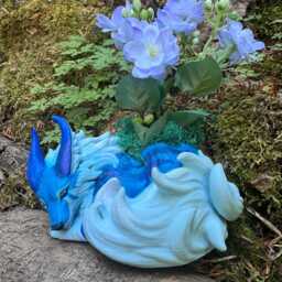 Vulpin Familiar With White Flowers 3D Printed Figure 20cm X 17cm 14cm - thumbnail 4