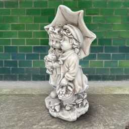 Boy & Girl Under Umbrella Statue Romantic Garden Sculpture Stone Boy Figure Outdoor Yard Decoration Handmade Cute Patio Ornament - thumbnail 3