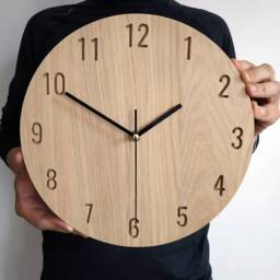 Silent Oak Wood Wall Clock, Minimalist Modern Design, 28cm 11In - thumbnail 2