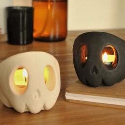 Skull Candle Holder Set - Tealight Gift Halloween Decoration - thumbnail 2