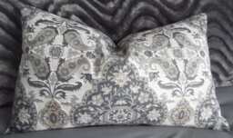 Waverly Castille Noir.pillow Covers.toss Pillows.slipcovers.cushion Covers.linen.cotton.damask.paisley.fall Decor Pillows.throw Pillows - thumbnail 1