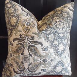 Waverly Castille Noir.pillow Covers.toss Pillows.slipcovers.cushion Covers.linen.cotton.damask.paisley.fall Decor Pillows.throw Pillows - thumbnail 2