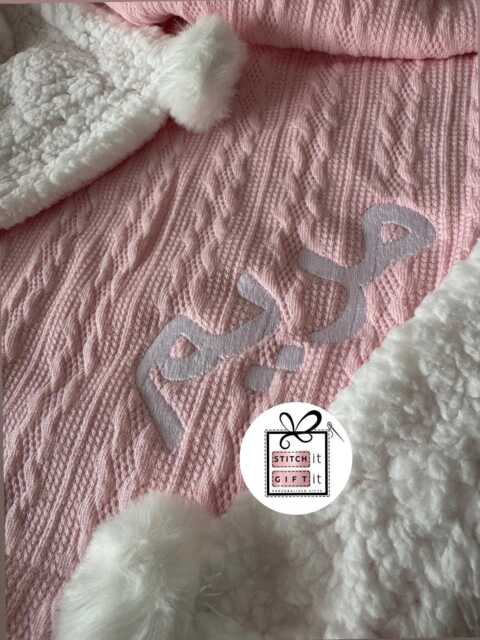 Personalised New Baby Keepsake Child Cable Knit Blanket Wrap Arabic Font Or English Turkish Name Embroidered Pom Throw Aqiqah Gift - image 1