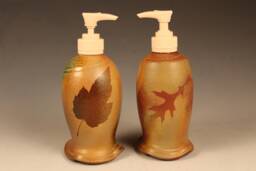 Ceramic Soap Dispenser Lotion Pump, Leaf