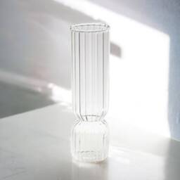 Nordic Glass Vase - Minimalist & Elegant For Stylish Home Decor - Coloured Fresh Flowers Arrangement - thumbnail 3