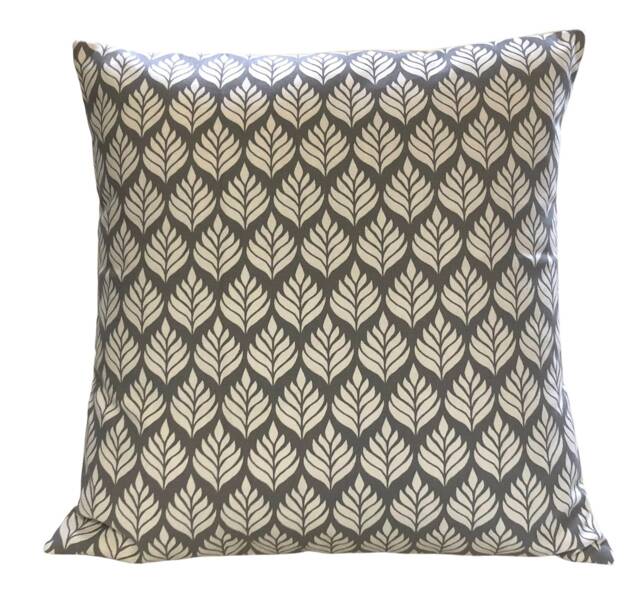 "1 X Clarke & Elise Grey Ivory Cushion Cover 16"" 18"" 20"" 22"" 24" - image 1
