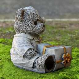 Winter Bear With Gift Sculpture Cute Animal Statue Handmade Holiday Figurine Indoor Ornament Garden Festive Decoration Yard Art - thumbnail 2