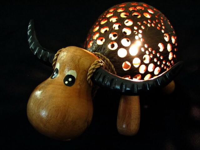 Buffalo Smile Animal Lamp Coconut Shell Bedroom Table Floor Light Wooden Garden Handmade Lantern - image 1